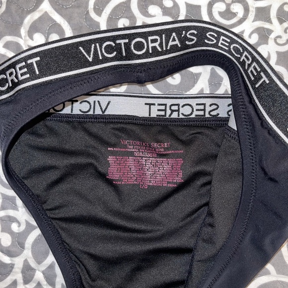 VS - bikini set - Picture 4 of 4